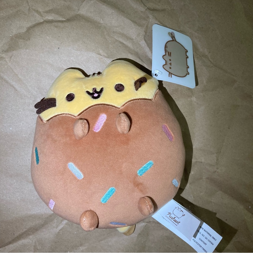 Pusheen squisheen